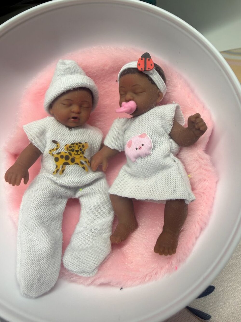 Twin Clothes Set For Babies Mini Zuru Series 2